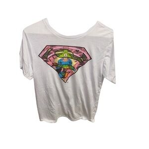 Superman Graphic Tee - White (Size 2X) Measures like a Men’s Medium